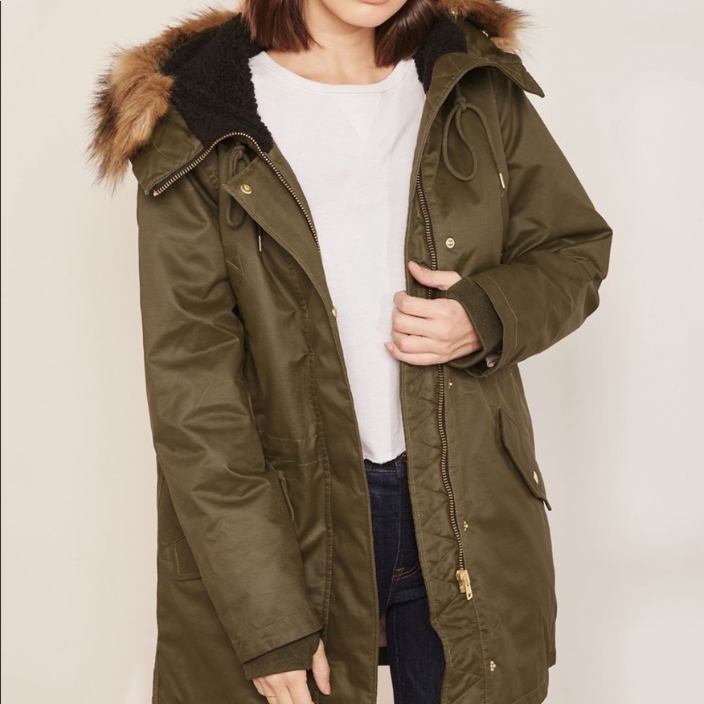 ⭐️NWOT⭐️ JCrew Perfect winter parka with eco-friendly PrimaLoft - Size XS